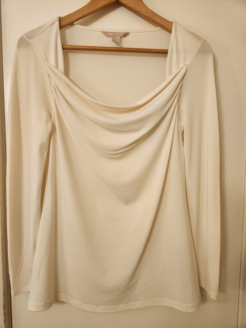 Banana Republic Cream Draped Cowl Neck Long Sleeve Top